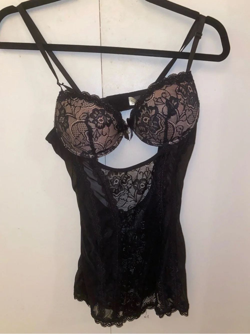 Fashion Nova Black Lace & Nude Lined Push-Up Chemise